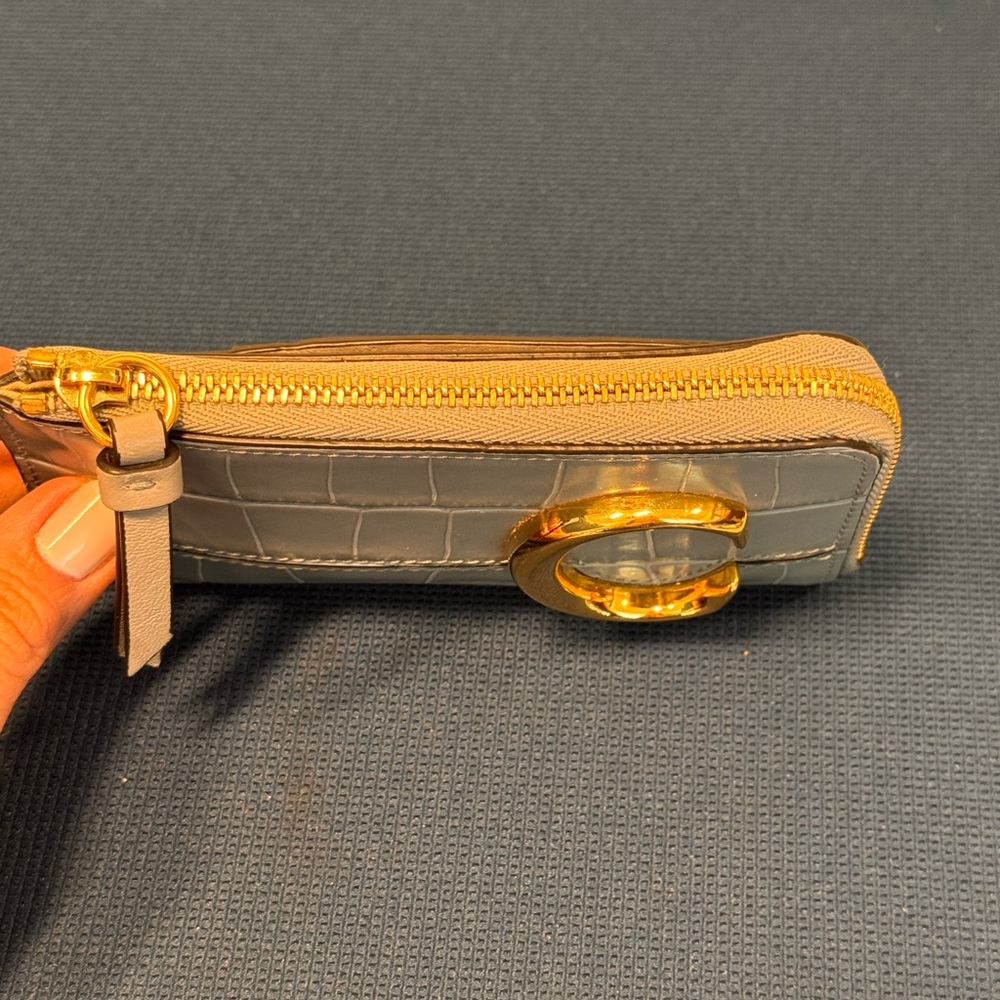 Chloe Wallet - Picture 4 of 7
